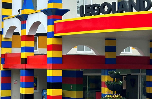 Sponmech for LEGOLAND - What colour would you like that powder coated?
