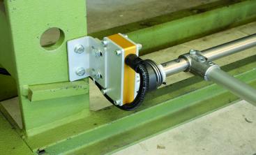 {Safety Bar for Lathes}
