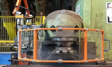 {Adjustable Safety Guard for Universal Mills }